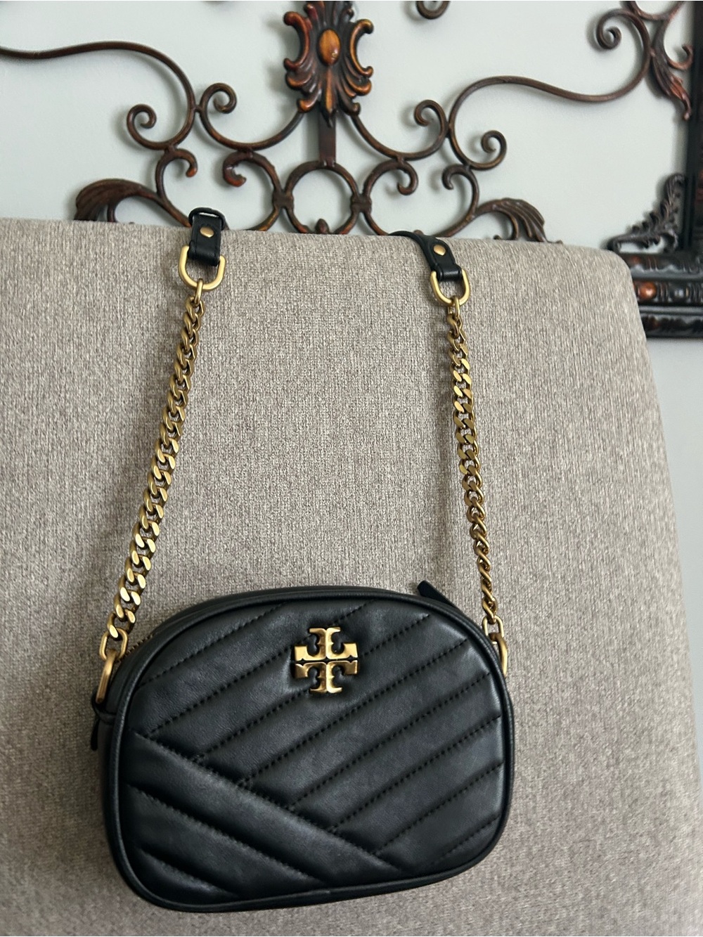 Tory Burch Black Kira Chevron Small Camera Crossbody Bag EXCELLENT CONDITION